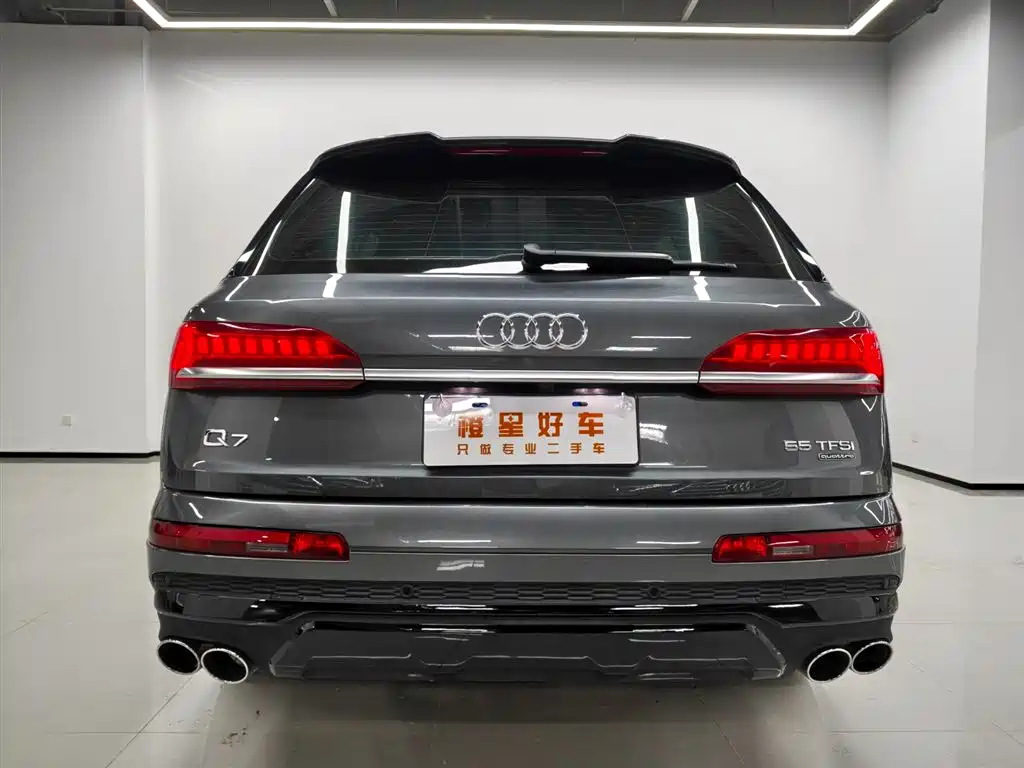 Audi Q7 2023 — фото 4