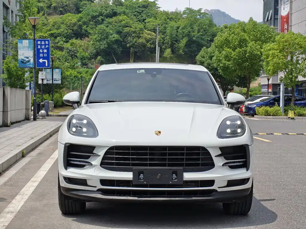 Porsche Macan 2019 — фото 2