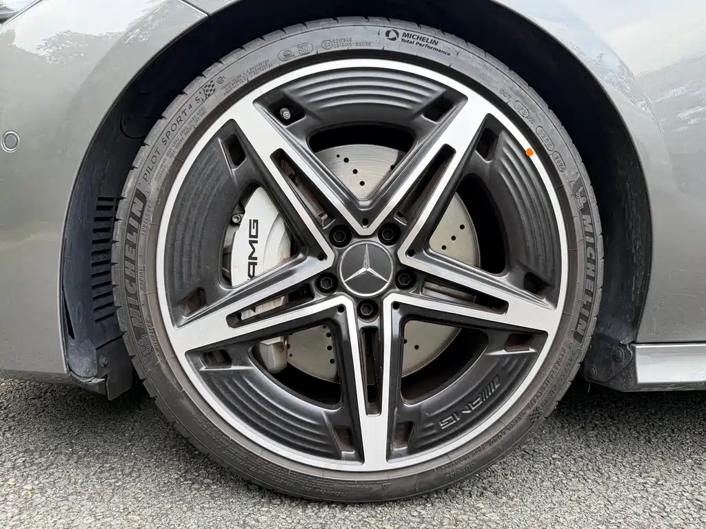 Mercedes-Benz CLA AMG 2025 — фото 14