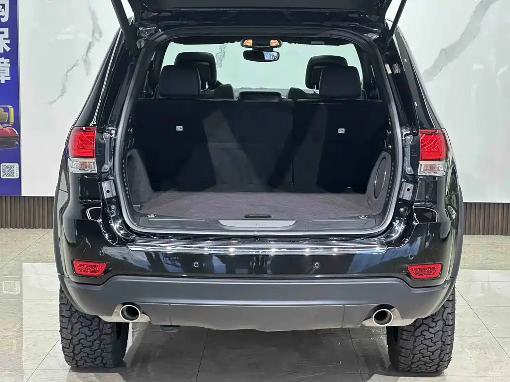 Jeep Grand Cherokee 2021 — фото 19