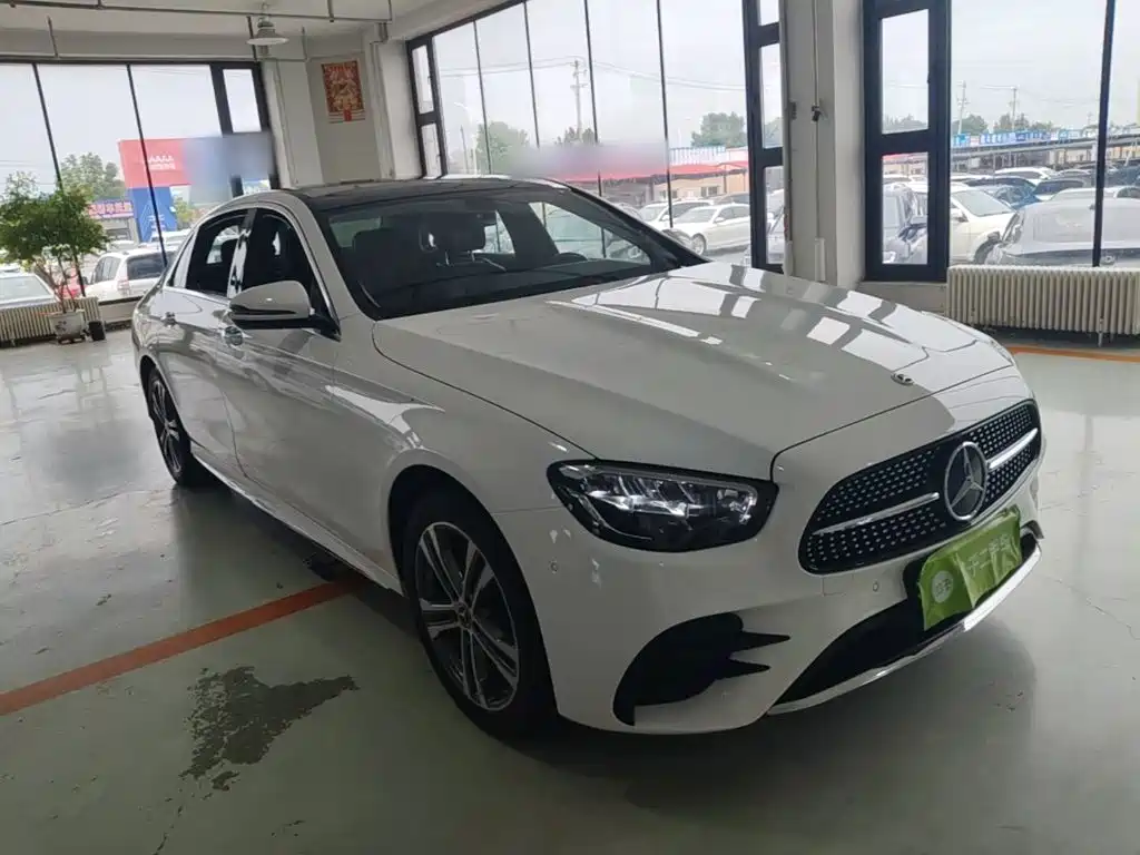 Mercedes-Benz E-Class 2021