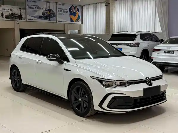 Volkswagen Golf 2022