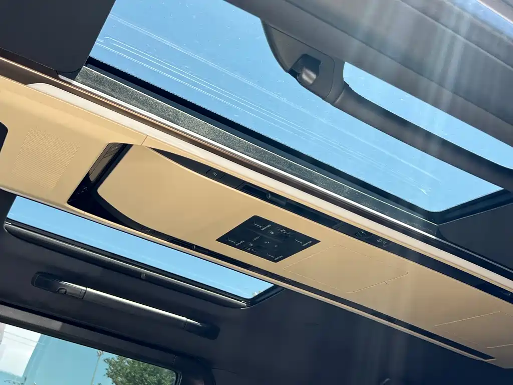 Toyota Alphard 2025 — фото 13