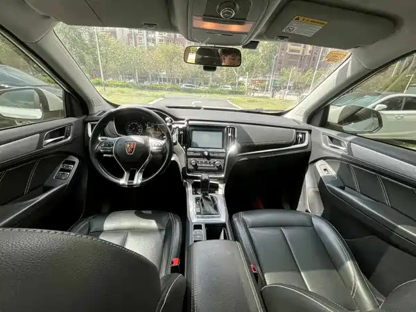 Roewe RX5 2017
