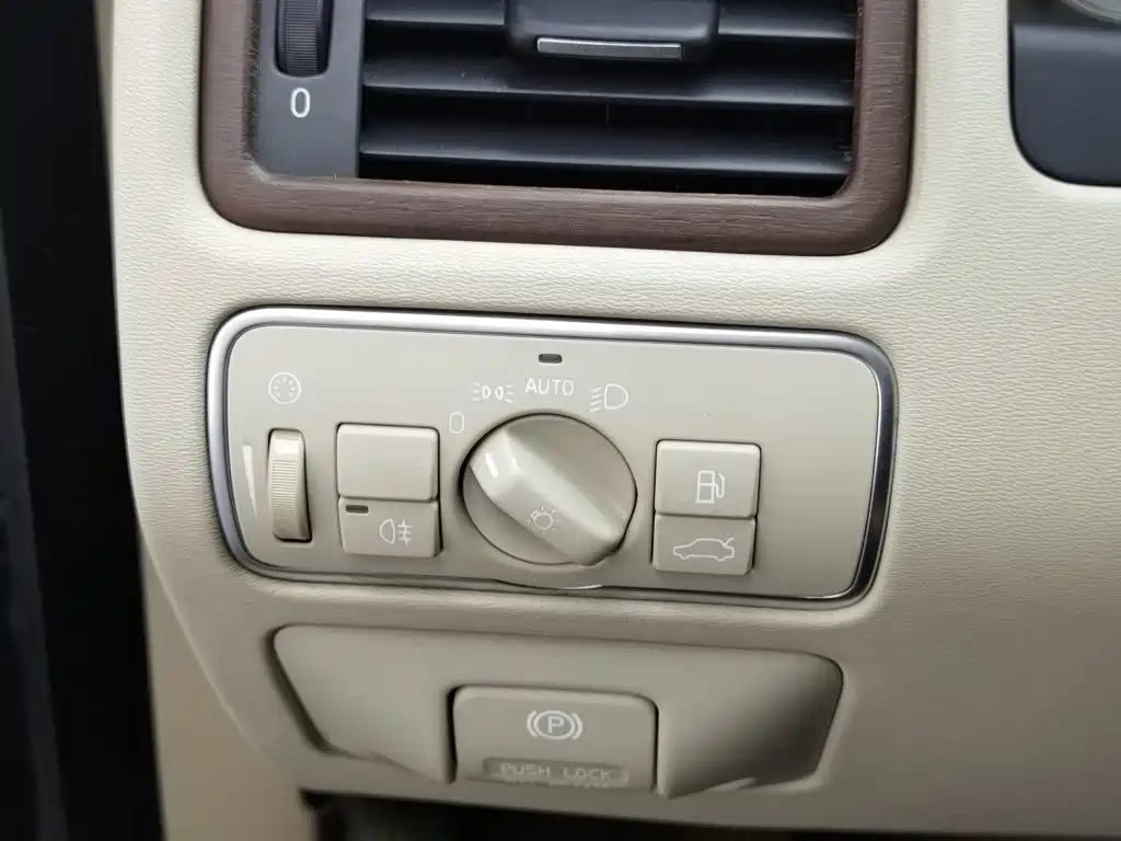 Volvo S80L 2015 — фото 21