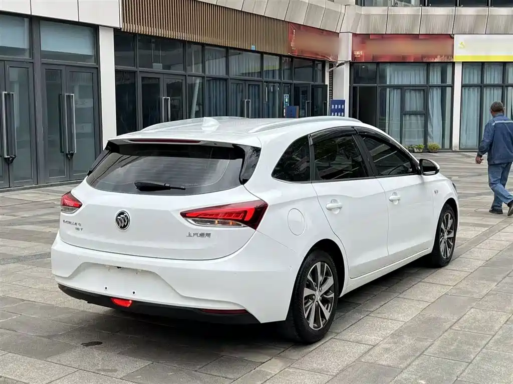 Buick Excelle 2018 — фото 7