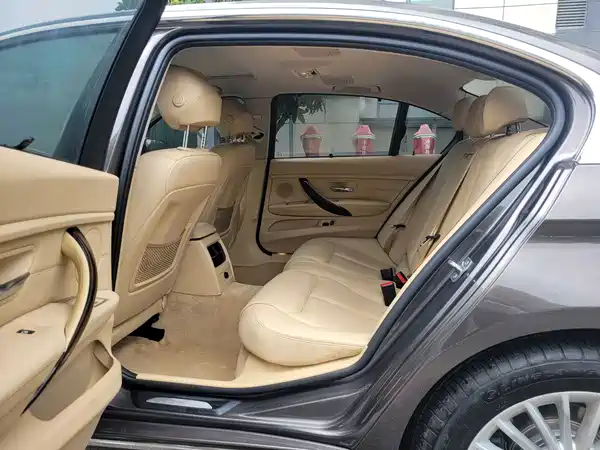 BMW 3 Series 2013