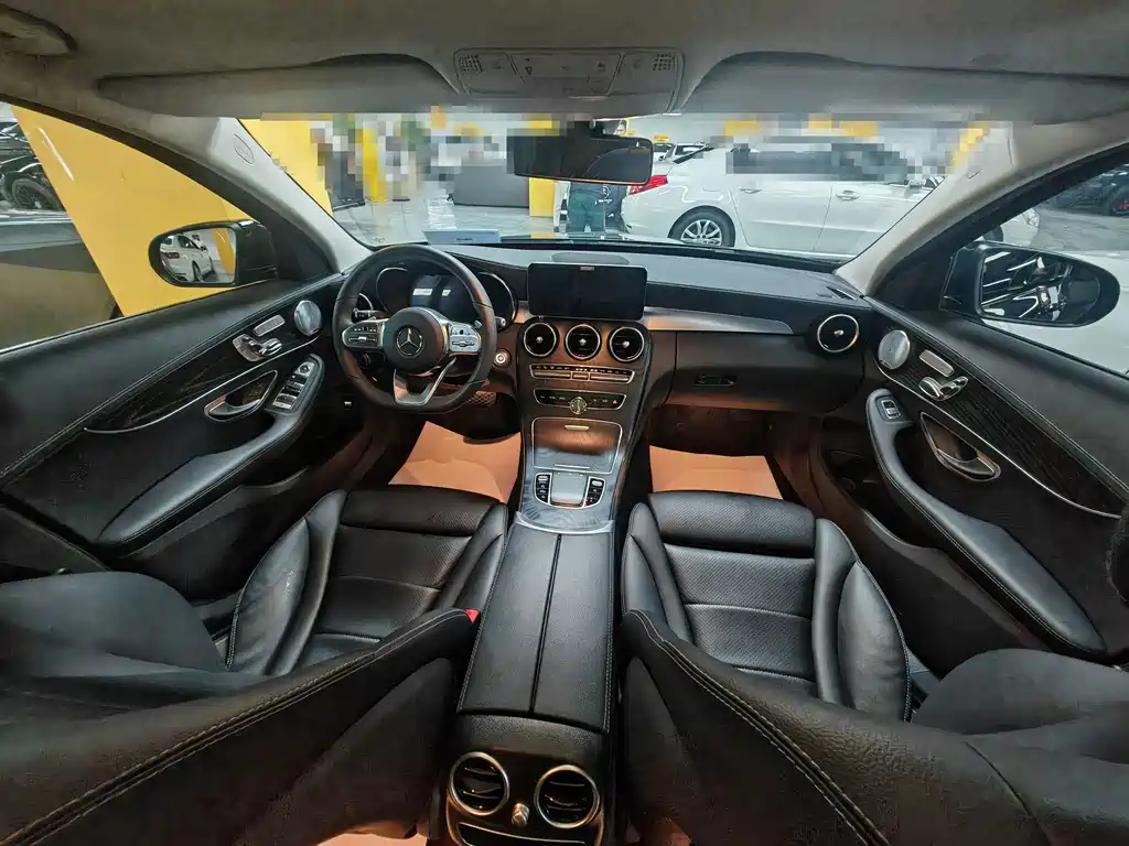 Mercedes-Benz C-Class 2021