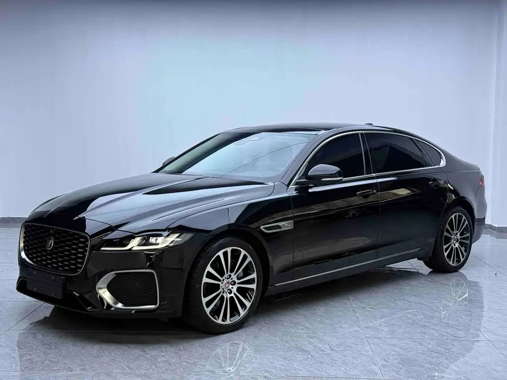 Jaguar XFL 2023