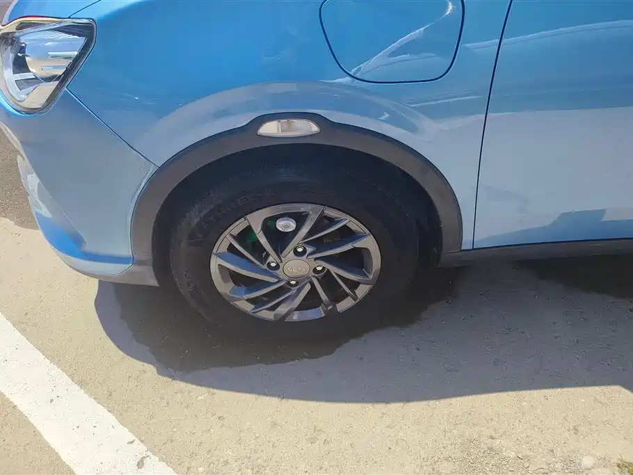 Neta V 2021