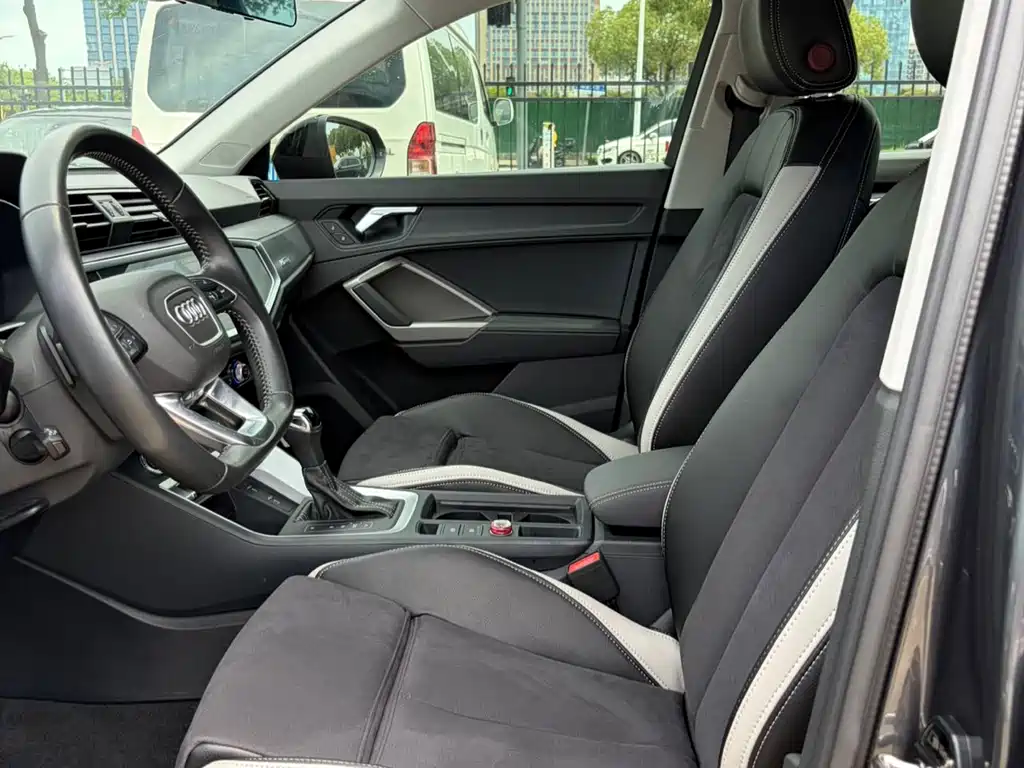 Audi Q3 2021