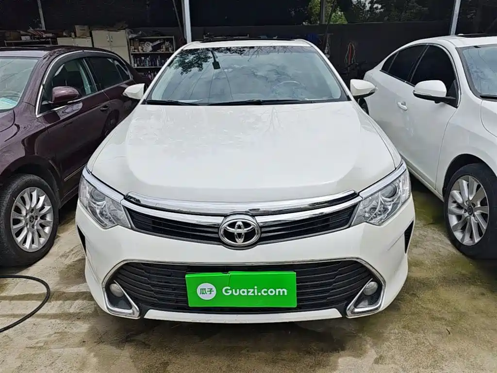 Toyota Camry 2017 — фото 3