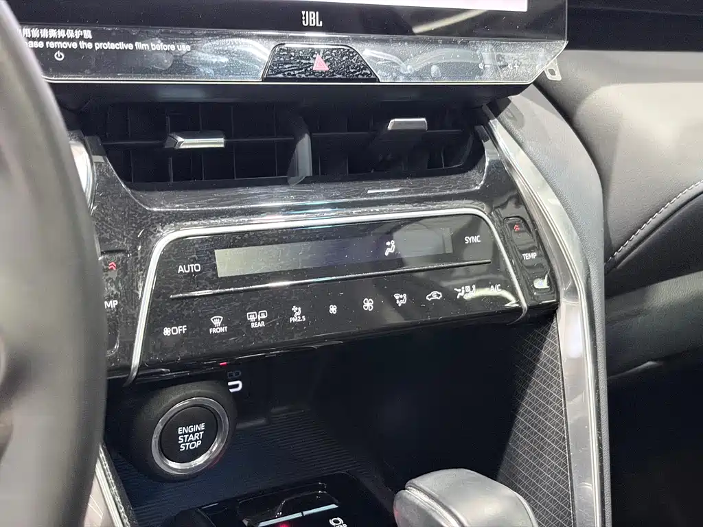 Toyota Venza 2023 — фото 15