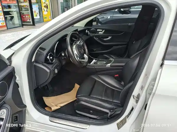 Mercedes-Benz C-Class 2021