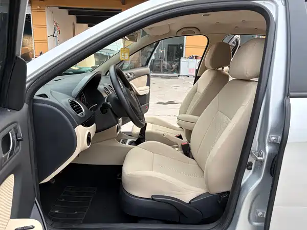 Volkswagen Lavida 2013