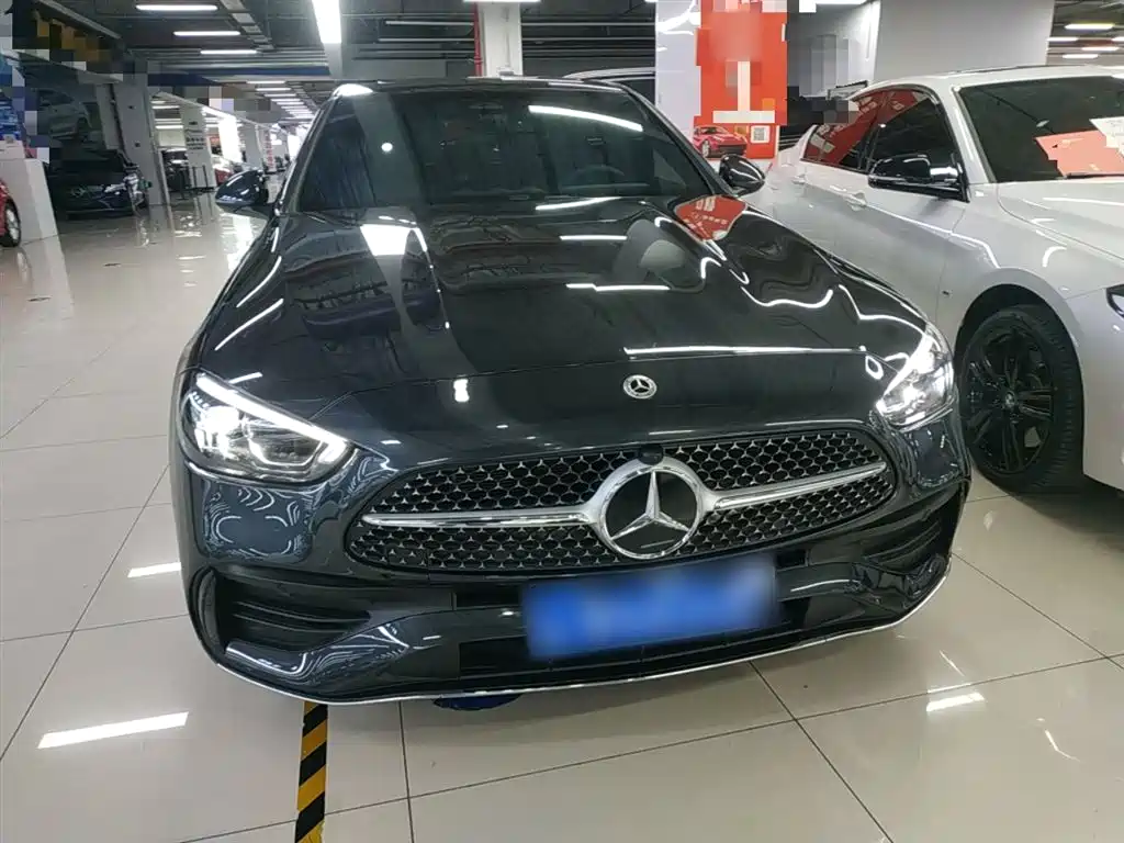 Mercedes-Benz C-Class 2023 — фото 3