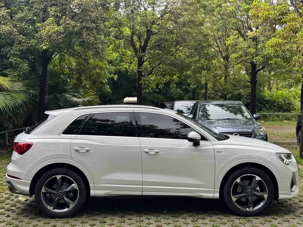 Audi Q3 2023