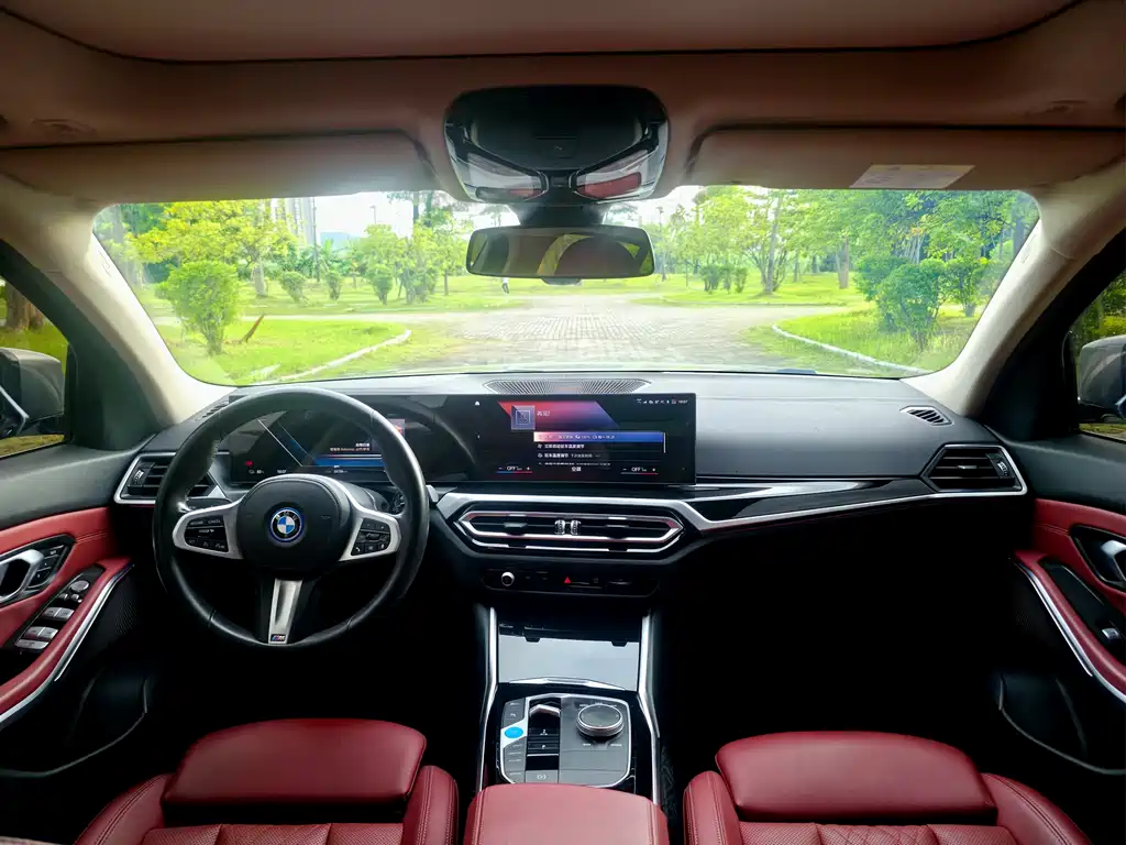 BMW i3 2022