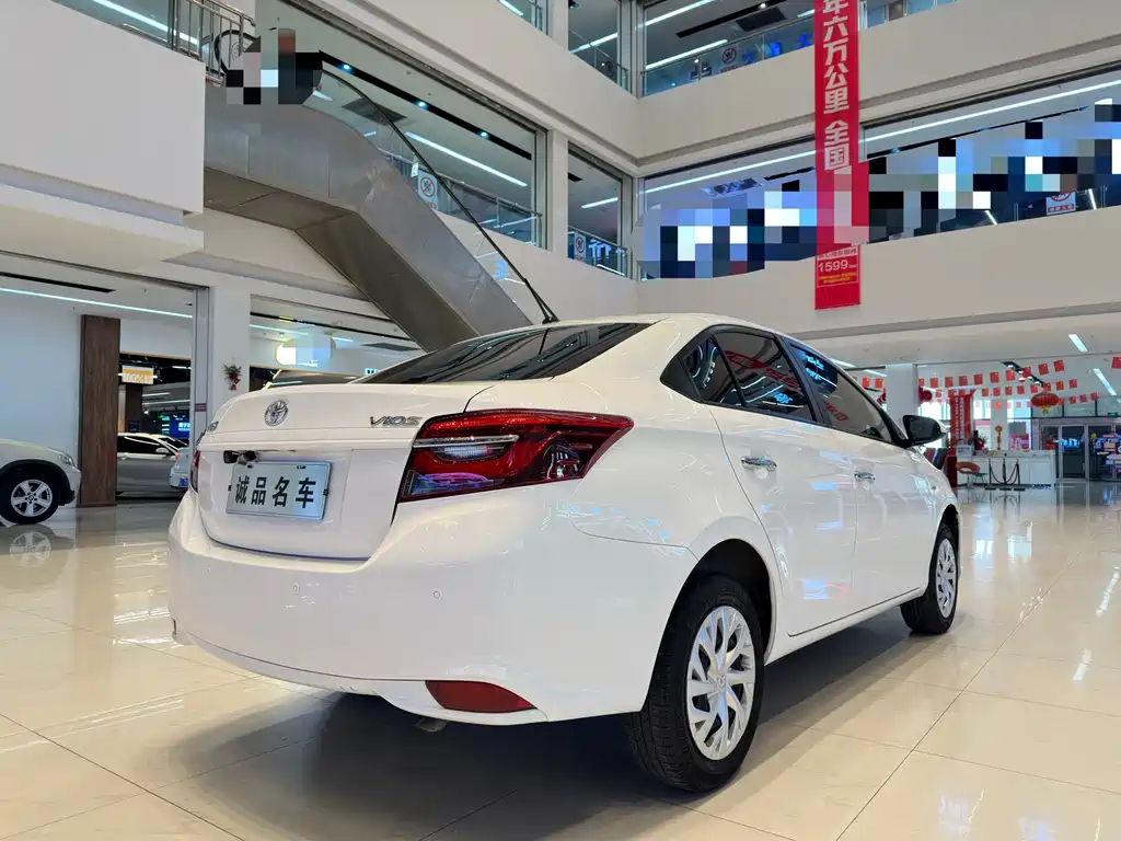 Toyota Vios 2022 — фото 10