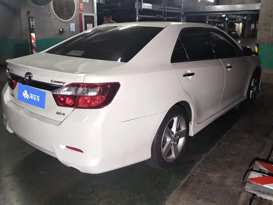 Toyota Camry 2013