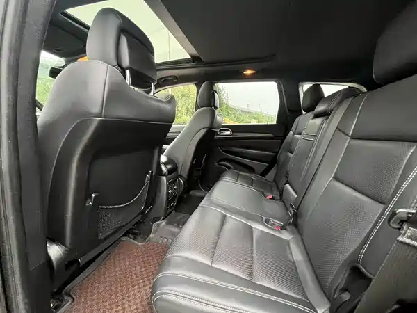 Jeep Grand Cherokee 2013