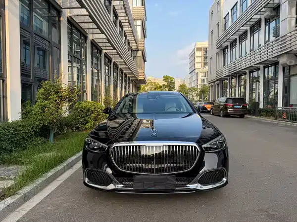 Mercedes-Benz Maybach S-Class 2023