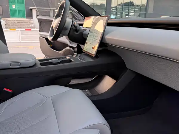 NIO ET5T 2024