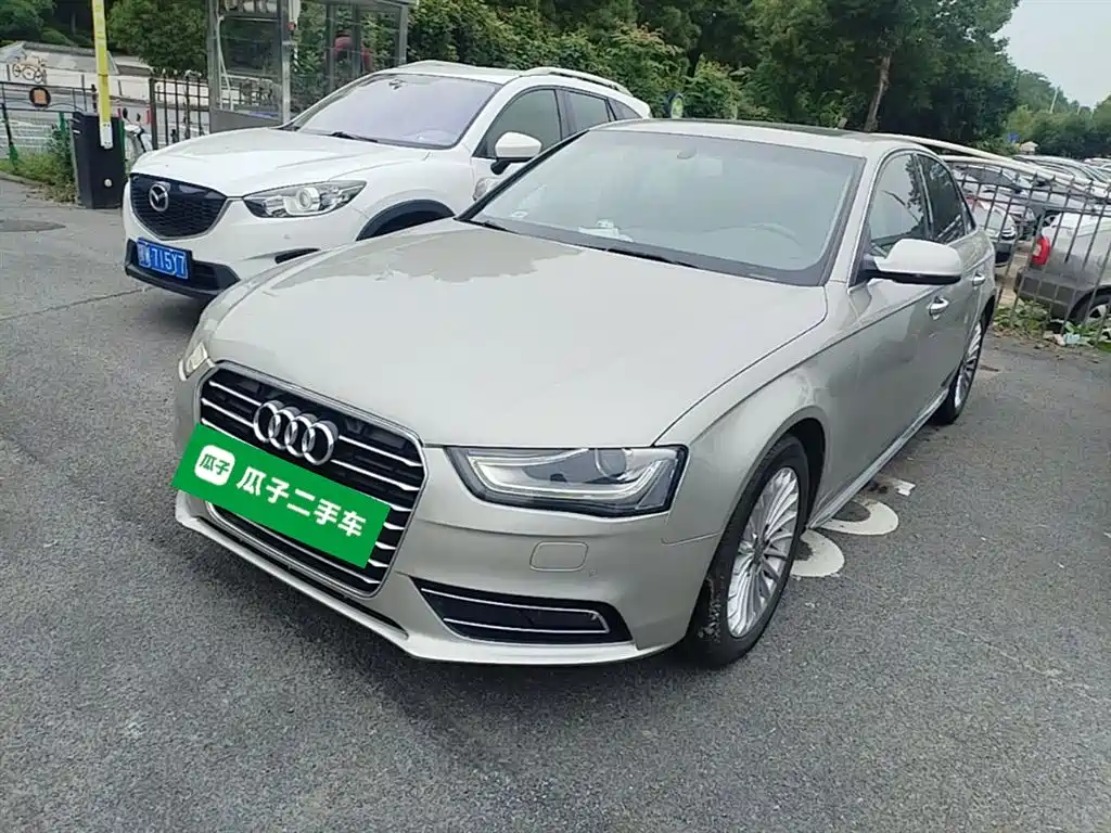 Audi A4L 2016 — фото 1