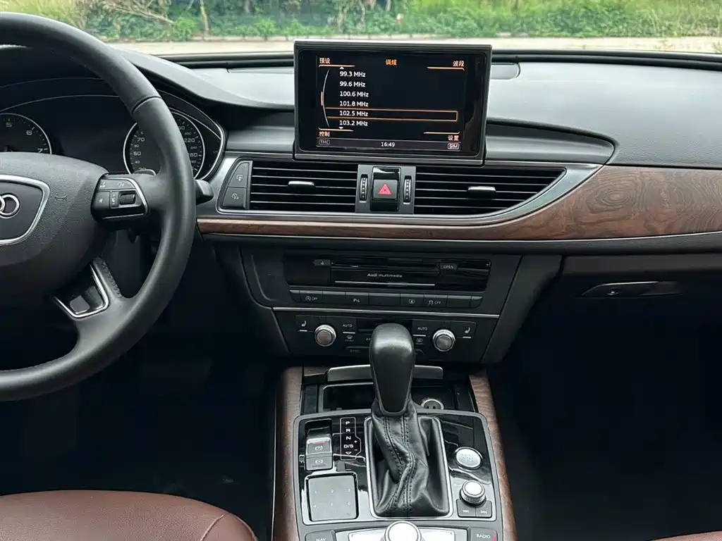 Audi A6L 2018 — фото 24