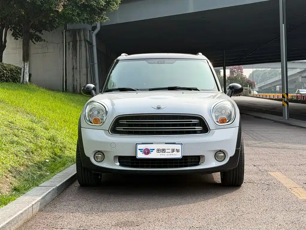 MINI Countryman 2015