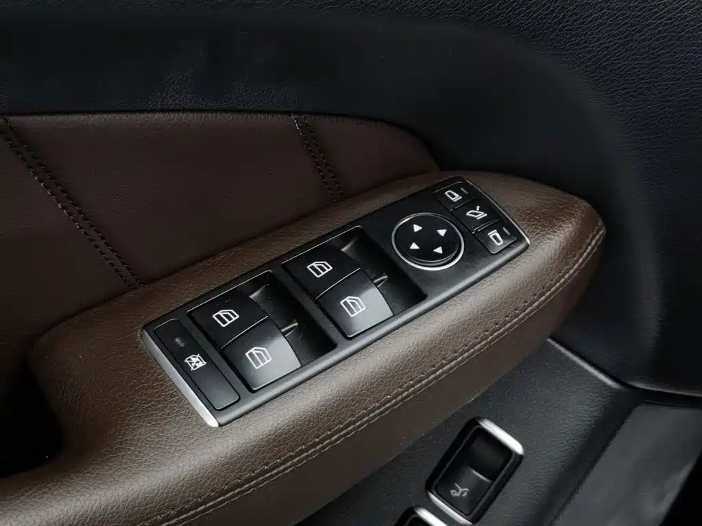Mercedes-Benz GL-Class 2015 — фото 9