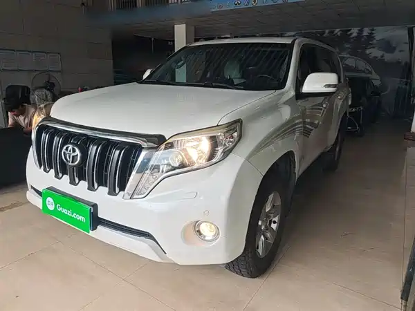 Toyota Prado 2016