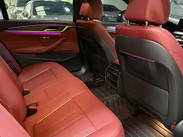 BMW 5 Series 2023