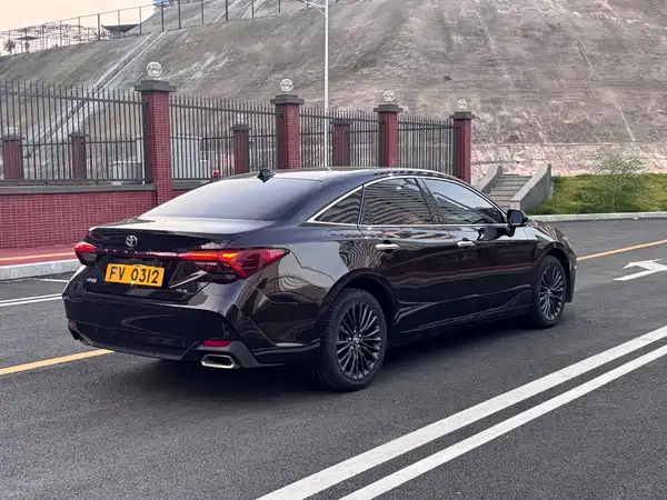 Toyota Avalon 2020