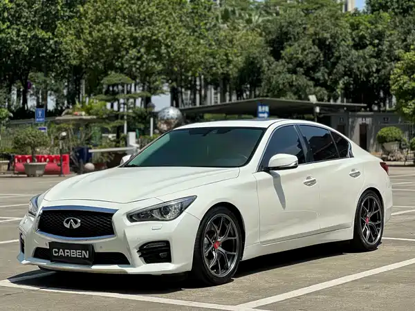 Infiniti Q50 2014