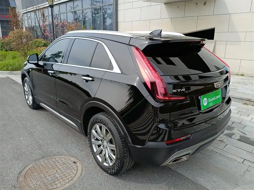Cadillac XT4 2020 — фото 23