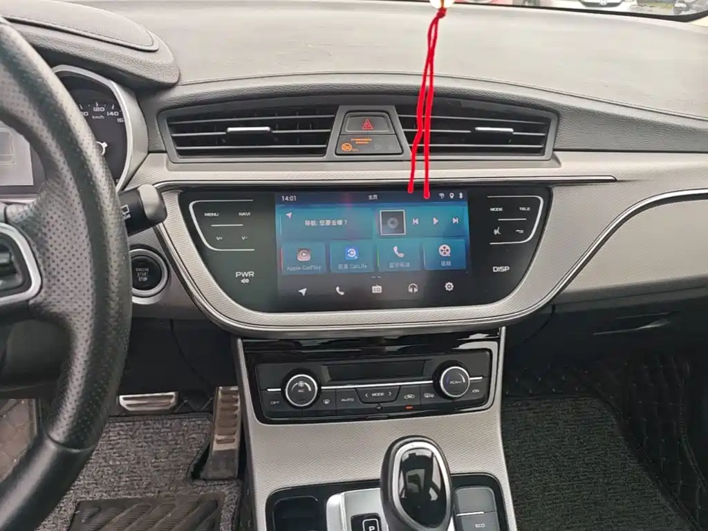 Geely Emgrand GS 2018 — фото 13