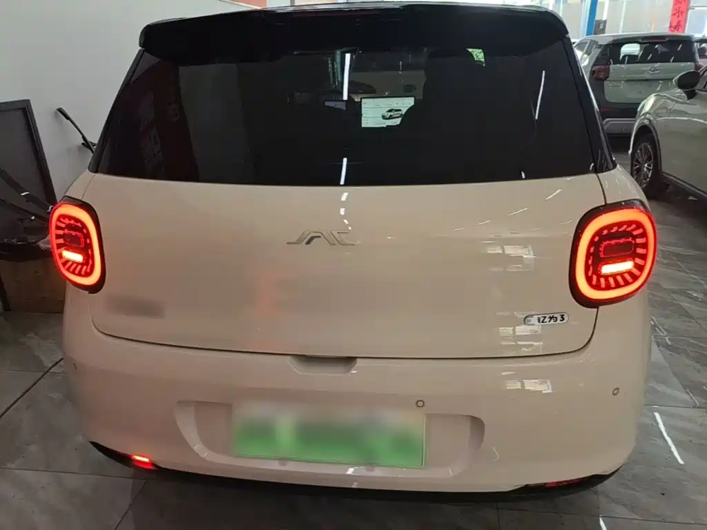 Yiwei 3 2024