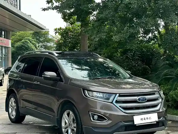 Ford Edge 2015