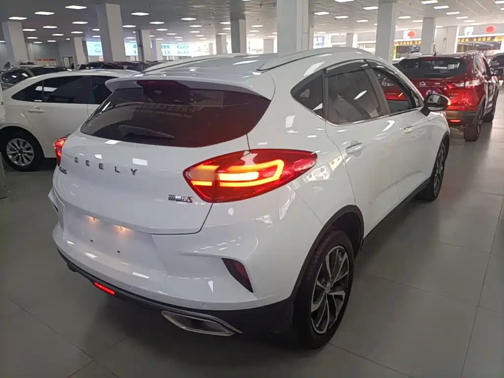 Geely Emgrand GS 2020 — фото 7