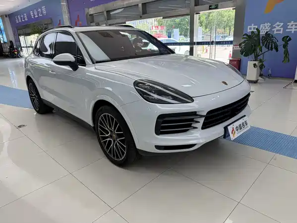 Porsche Cayenne 2023
