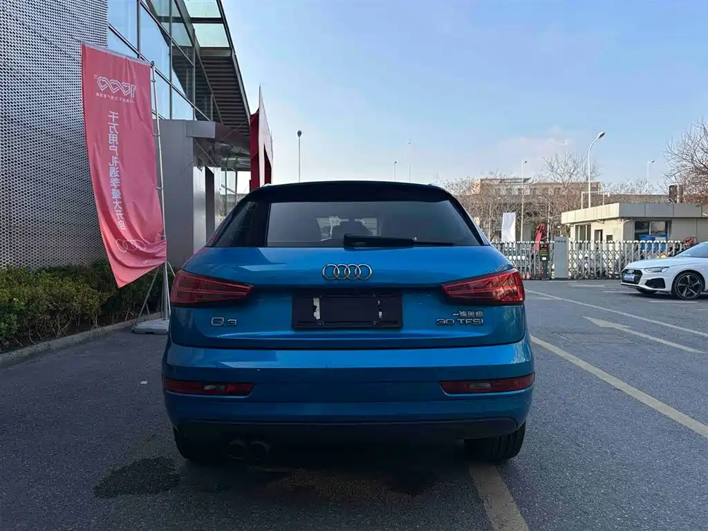 Audi Q3 2018 — фото 6