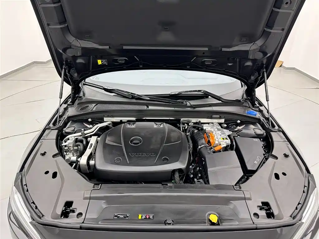 Volvo S90 PHEV 2024 — фото 27