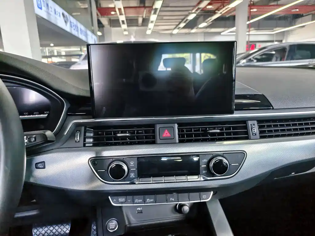 Audi A5 2023 — фото 11