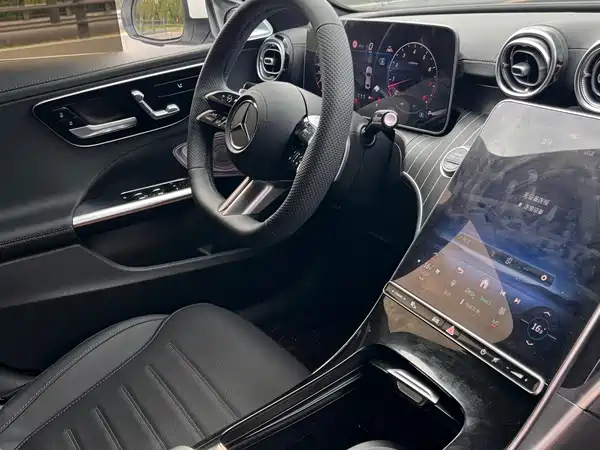 Mercedes-Benz C-Class 2026