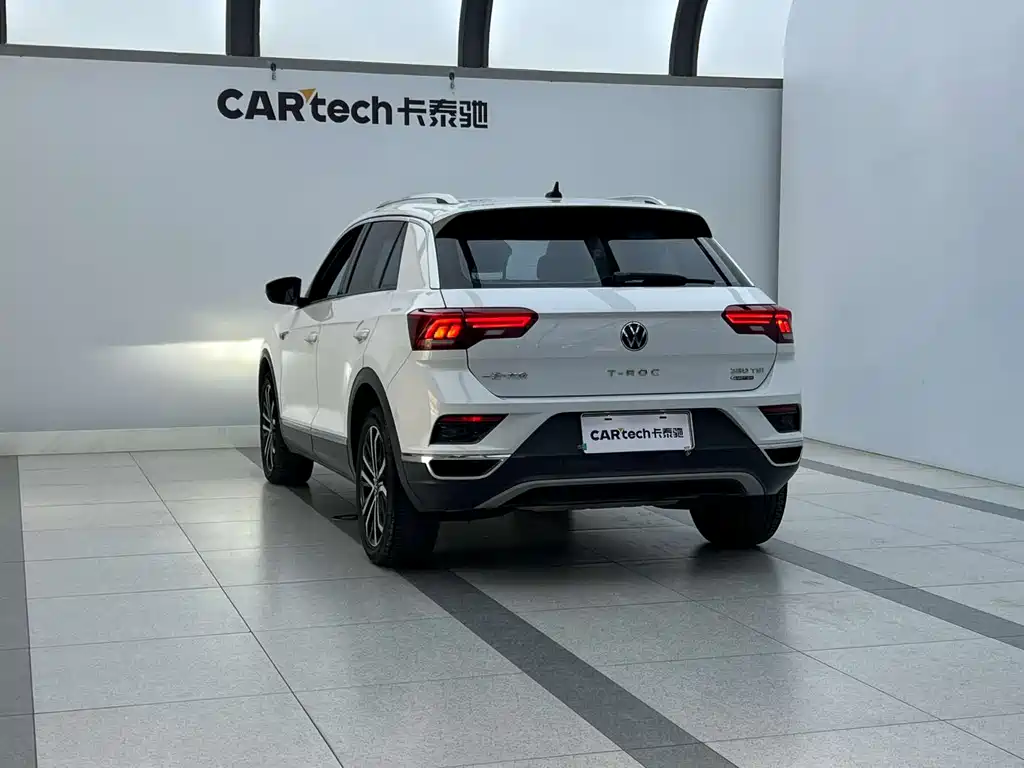 Volkswagen T-Roc 2022 — фото 23