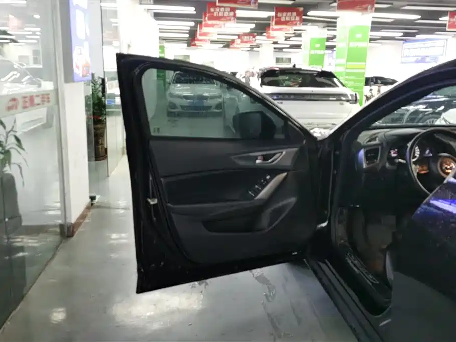 Mazda CX-4 2019