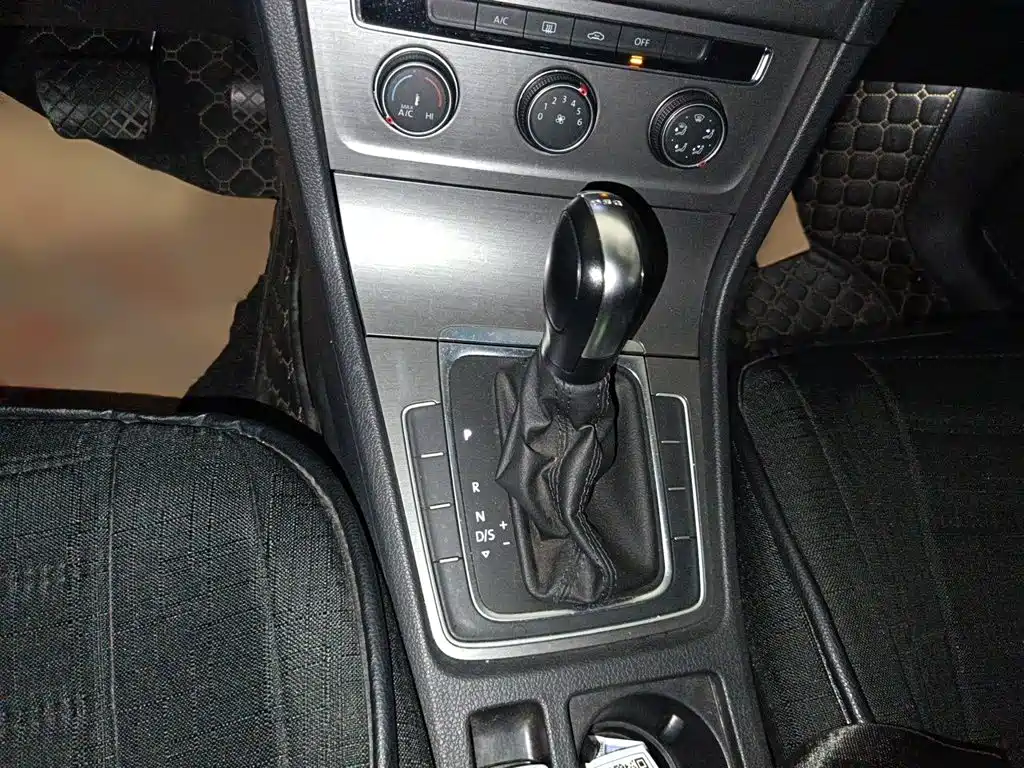 Volkswagen Golf 2016