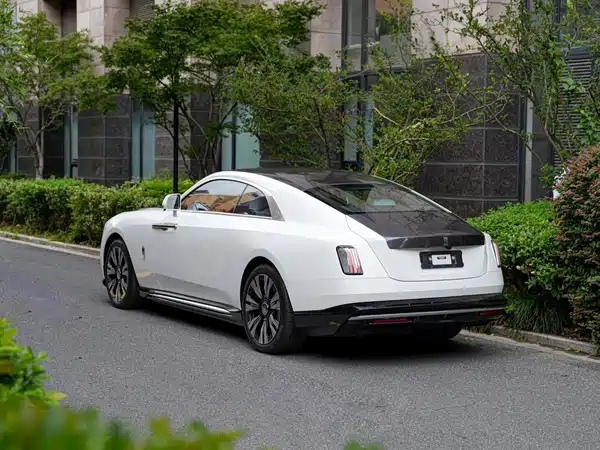 Rolls-Royce The Shining 2026