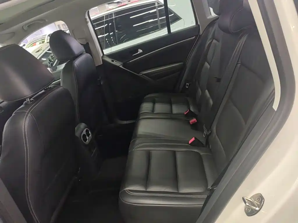 Volkswagen Tiguan 2018 — фото 17
